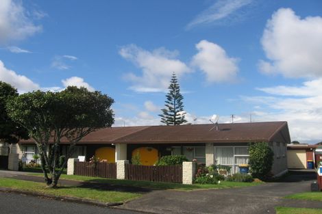 Photo of property in 6 Faith Bullock Place, New Lynn, Auckland, 0600