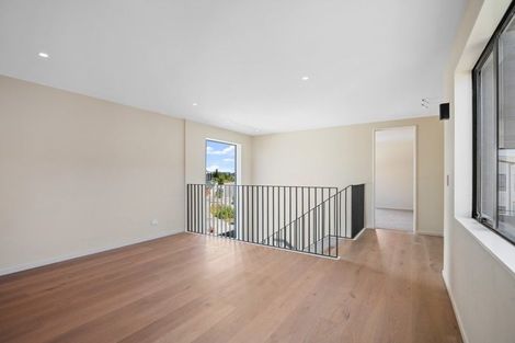 Photo of property in 43 Bristol Freighter Road, Hobsonville, Auckland, 0616