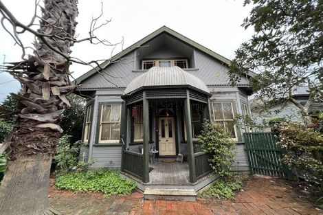 Photo of property in 36 Ranfurly Street, Hokowhitu, Palmerston North, 4410