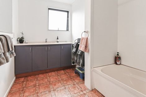 Photo of property in 901 Albert Street, Parkvale, Hastings, 4122