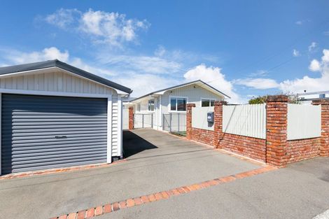 Photo of property in 7 Harbour Park Terrace, Khandallah, Wellington, 6035