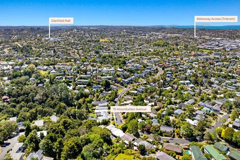 Photo of property in 70 Mountbatten Avenue, Hillcrest, Auckland, 0627