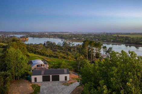 Photo of property in 23 James Paige Lane, Riverhead, Albany, 0793