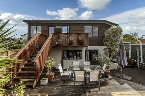 Photo of property in 2/9 Cashmere Place, Glenfield, Auckland, 0629