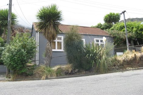Photo of property in 6a Ripon Street, Lyttelton, 8082