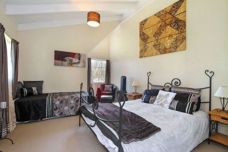 Photo of property in 9 Millen Place, Clarks Beach, 2122