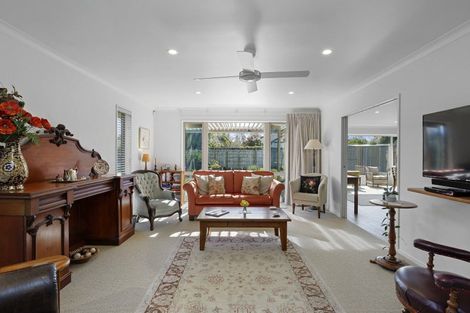 Photo of property in 10 Devon Crescent, Darfield, 7510