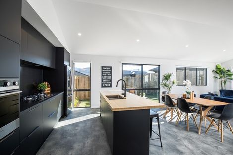 Photo of property in 17 George Drive, Lower Shotover, Queenstown, 9304