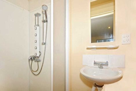 Photo of property in 119 Queens Road, Waikanae Beach, Waikanae, 5036