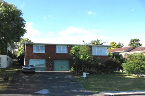 Photo of property in 71 Lantana Road, Green Bay, Auckland, 0604