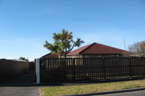 Photo of property in 42 Castletown Place, New Brighton, Christchurch, 8083