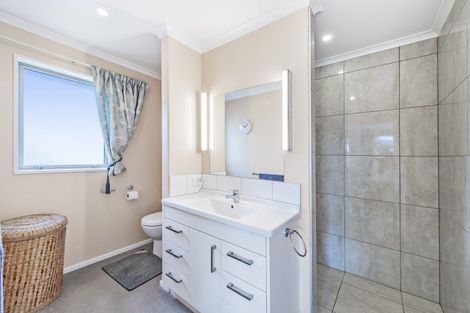 Photo of property in 38 Beachvale Drive, Kaiapoi, 7630