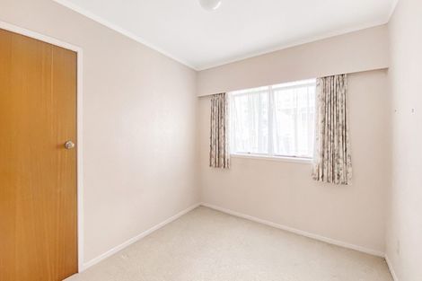 Photo of property in 91a Kiwi Esplanade, Mangere Bridge, Auckland, 2022