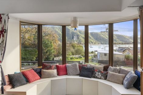 Photo of property in 318 Waikawa Road, Waikawa, Picton, 7220