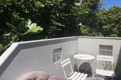 Photo of property in 145b Wallace Street, Mount Cook, Wellington, 6021