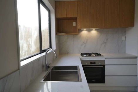 Photo of property in 10e Roberts Road, Te Atatu South, Auckland, 0610