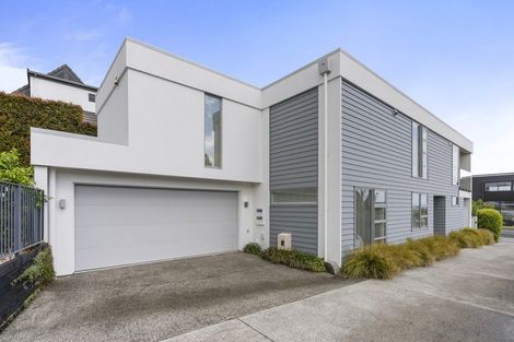 Photo of property in 38 Takutai Avenue, Bucklands Beach, Auckland, 2012