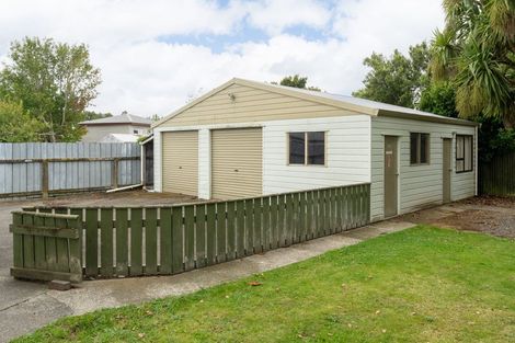 Photo of property in 33 Rimu Street, Levin, 5510