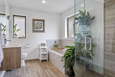 Photo of property in 48 Cross Street, Sefton, 7477