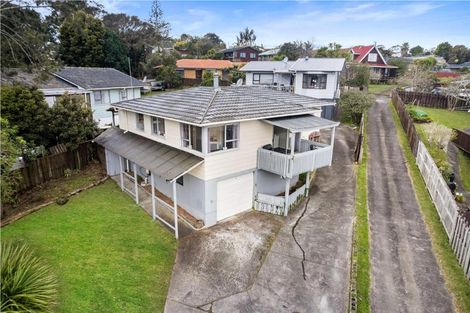 Photo of property in 1/14 Waari Avenue, Sunnyvale, Auckland, 0612