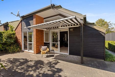 Photo of property in 3/93 Aikmans Road, Merivale, Christchurch, 8014
