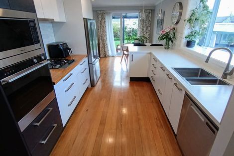 Photo of property in 8 Roberta Drive, Somerfield, Christchurch, 8024