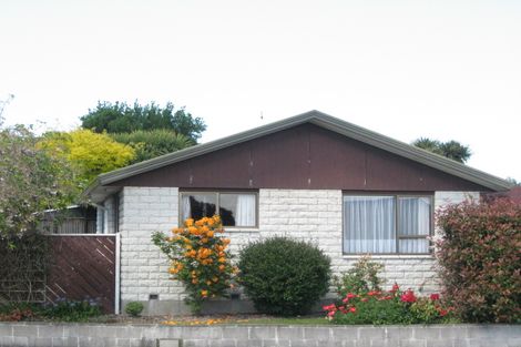 Photo of property in 1/46a Chipping Lane, Redwood, Christchurch, 8051