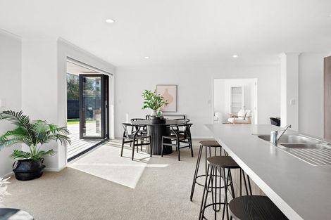 Photo of property in 19 Seabreeze Place, Papamoa Beach, Papamoa, 3118