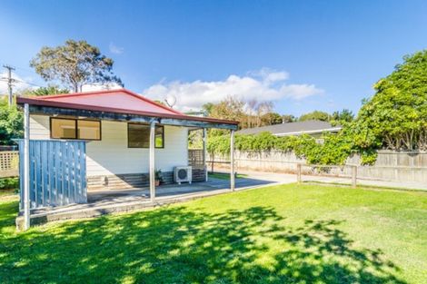 Photo of property in 49 Leinster Avenue, Raumati South, Paraparaumu, 5032