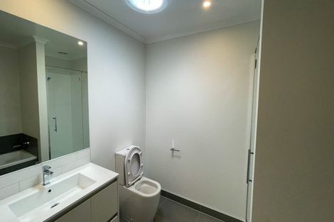 Photo of property in 26 Manarini Road, Westgate, Auckland, 0614