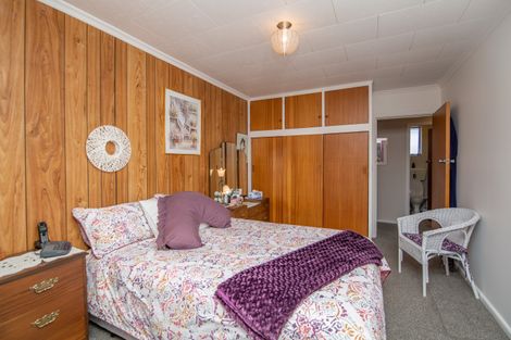 Photo of property in 2/264 Main North Road, Redwood, Christchurch, 8051
