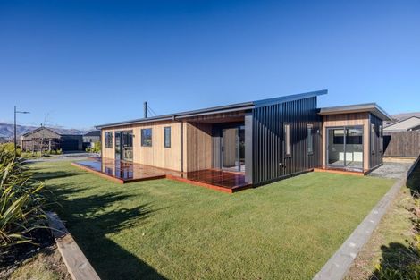 Photo of property in 3 Mount Prospect Lane, Wanaka, 9305