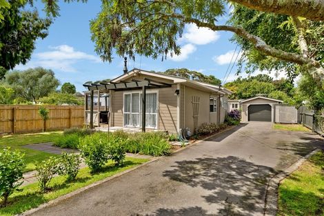 Photo of property in 16 Puriri Road, Waikanae, 5036