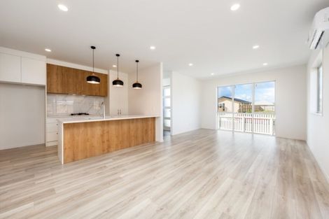 Photo of property in 12 Hemopo Street, Pukekohe, 2120