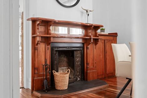 Photo of property in 6 Johnson Street, Dinsdale, Hamilton, 3204