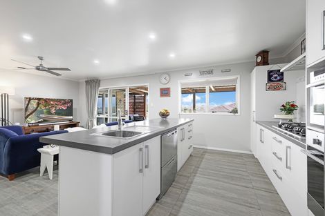 Photo of property in 137 Saint Andrews Way, Te Awamutu, 3800