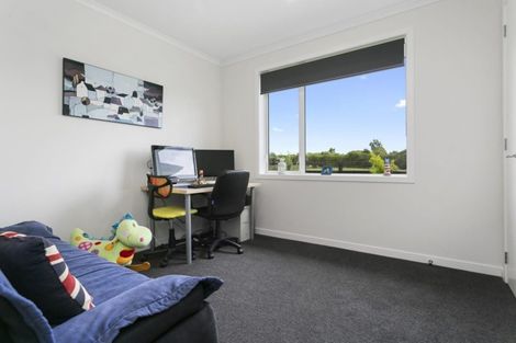 Photo of property in 13 Alan Livingston Drive, Cambridge, 3434