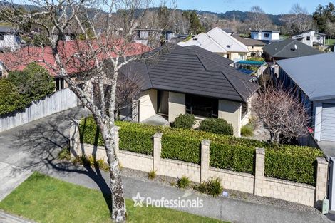 Photo of property in 19 Brentwood Street, Trentham, Upper Hutt, 5018