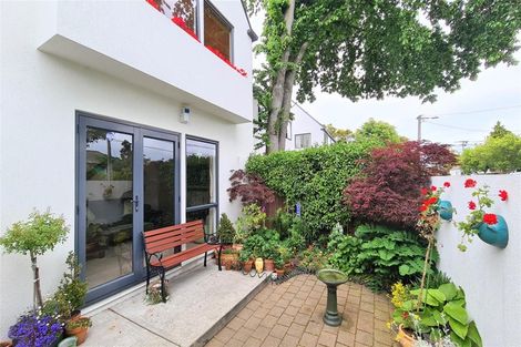 Photo of property in 8/44 London Street, Richmond, Christchurch, 8013