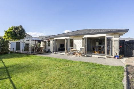 Photo of property in 14 Meadow Court, Paraparaumu, 5032
