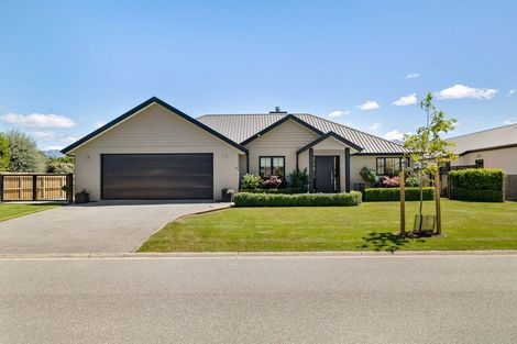 Photo of property in 11 Bridesdale Drive, Lake Hayes, Queenstown, 9304