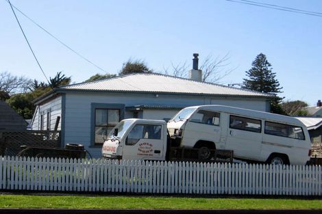 Photo of property in 11 Fox Street, Featherston, 5710