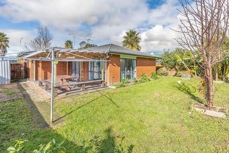 Photo of property in 200 Te Irirangi Drive, Flat Bush, Auckland, 2019