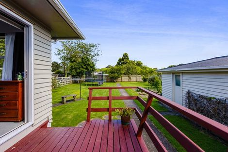 Photo of property in 28 Old South Road, Okato, 4335