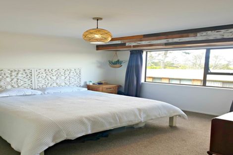 Photo of property in 1/105 John Downs Drive, Browns Bay, Auckland, 0630