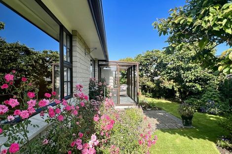 Photo of property in 92 Newcastle Street, Windsor, Invercargill, 9810