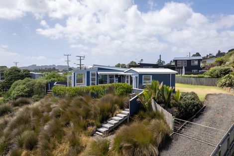 Photo of property in 113 Riria Kereopa Memorial Drive, Raglan, 3297