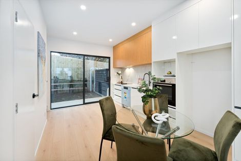 Photo of property in 62c Triangle Road, Massey, Auckland, 0614