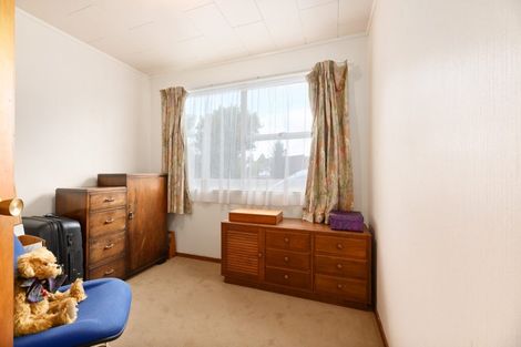 Photo of property in 31 Mawney Road, Henderson, Auckland, 0610