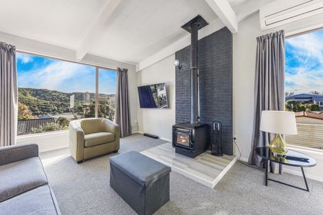 Photo of property in 25a Leicester Street, Picton, 7220